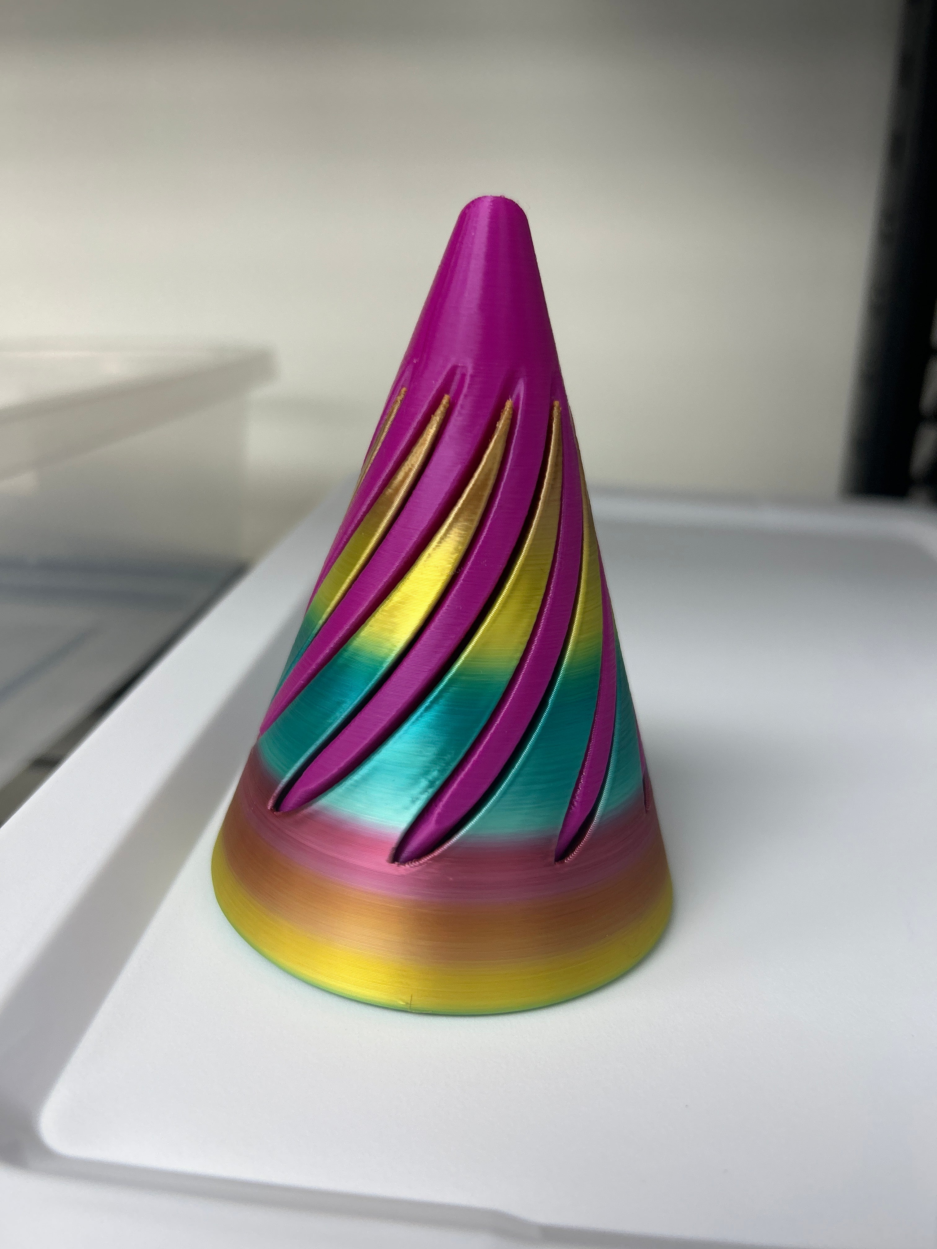 Large Fidget Cones